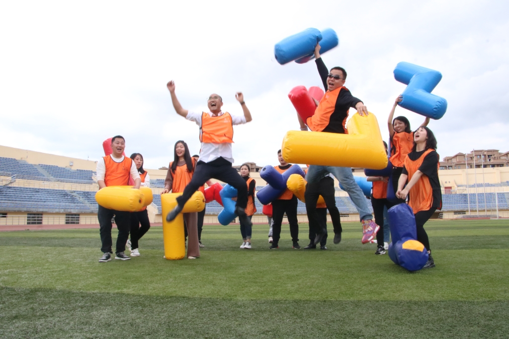 2021年4月26日，，，，，，，，选手俄罗斯方块